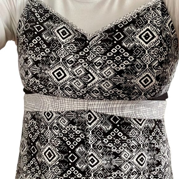 Anthropologie Mystree Size Small Geometric Fringed Hem Maxi Dress - Picture 6 of 9